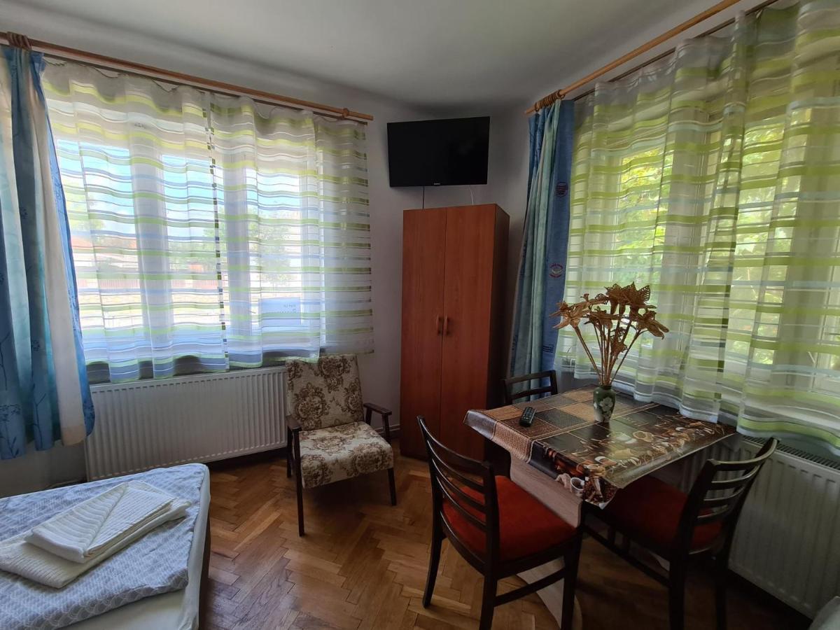 Sepsi-Szek Hotel Sfântu-Gheorghe Buitenkant foto